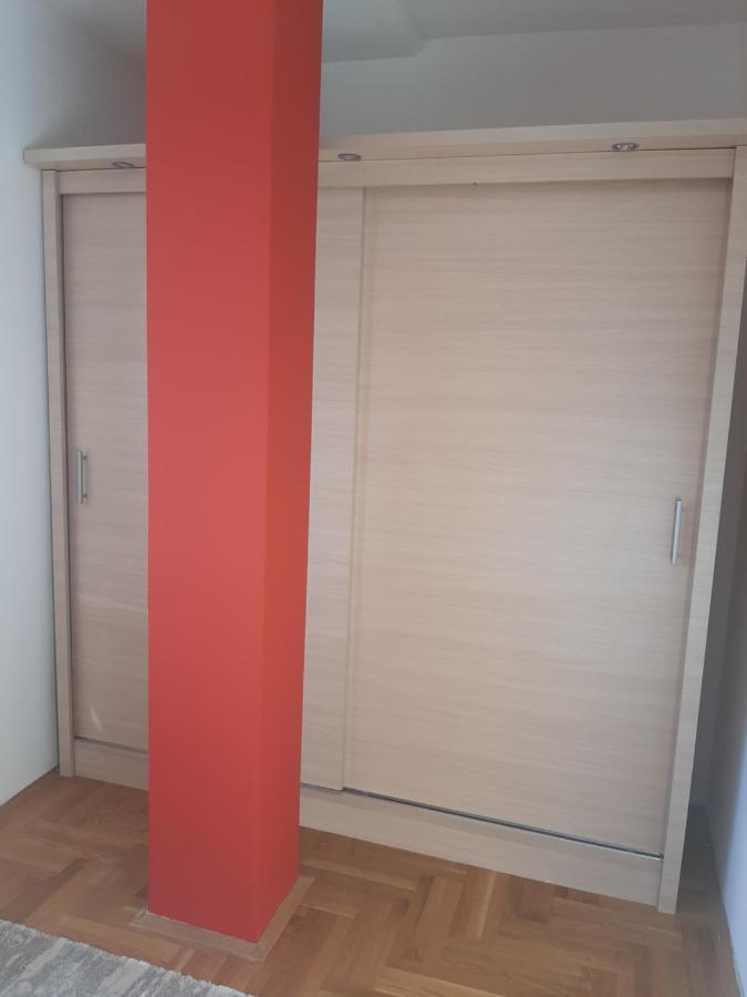 Belmir Apartment Mali Mokri Lug エクステリア 写真